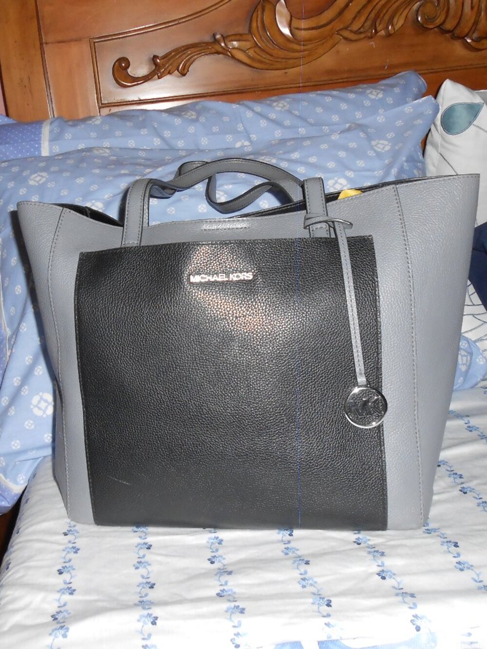 Michael Kors Grey/Black Leather Jet Set Large front slip Pocket Tote Bag VGC  de